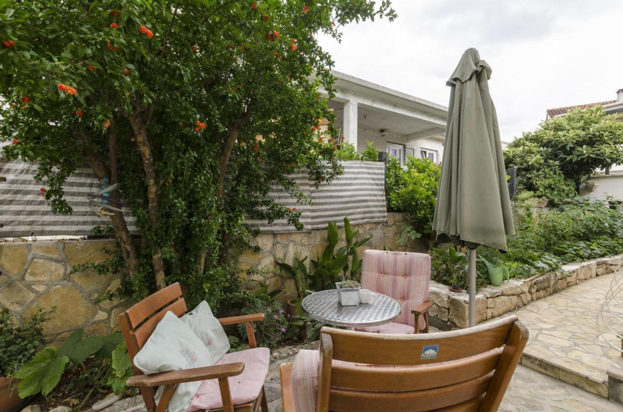 Apartments Ivanka Supetar Εξωτερικό φωτογραφία