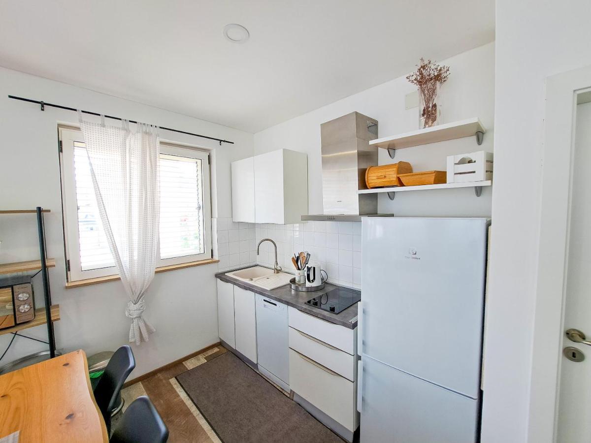 Apartments Ivanka Supetar Εξωτερικό φωτογραφία