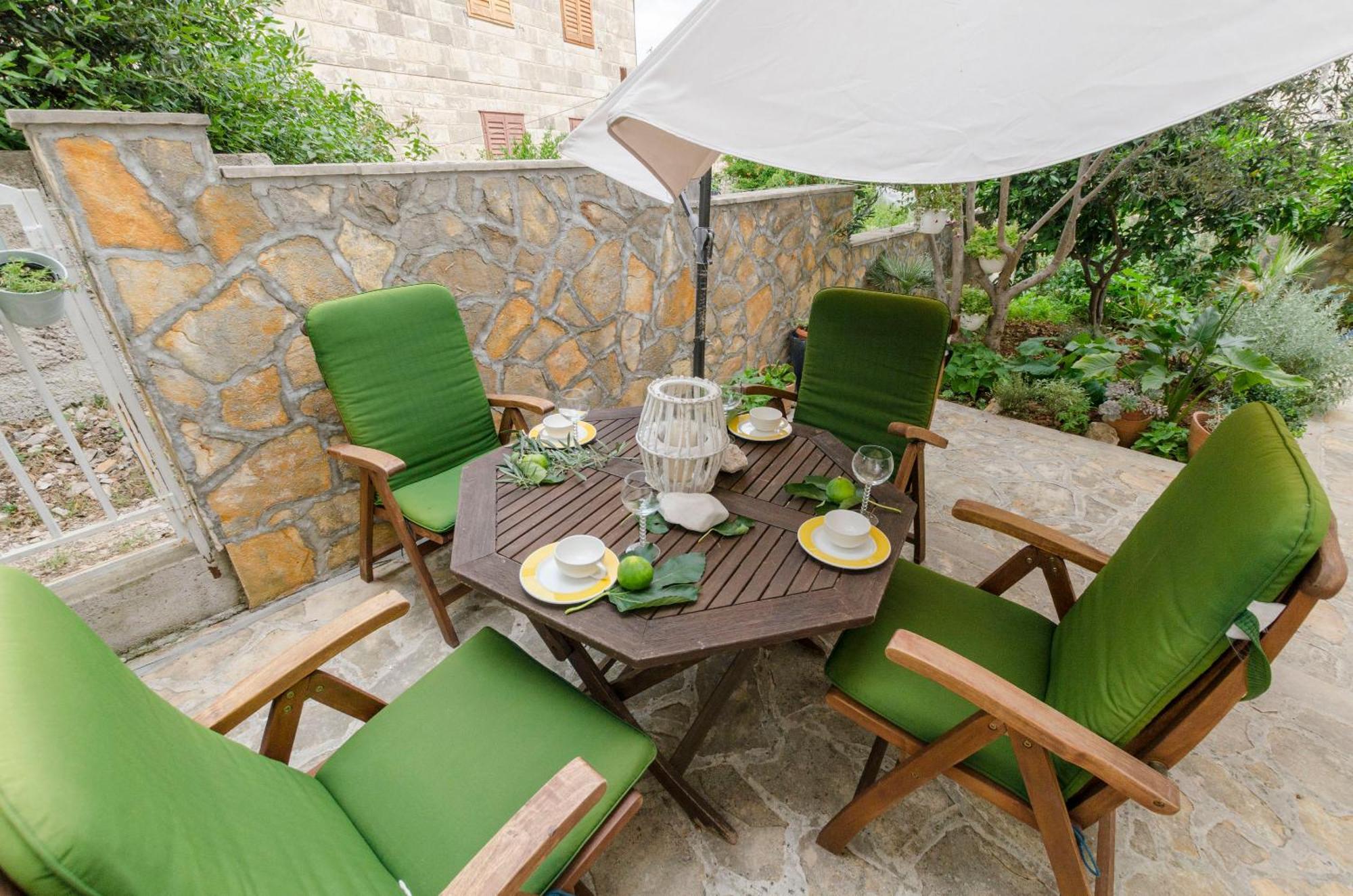 Apartments Ivanka Supetar Εξωτερικό φωτογραφία