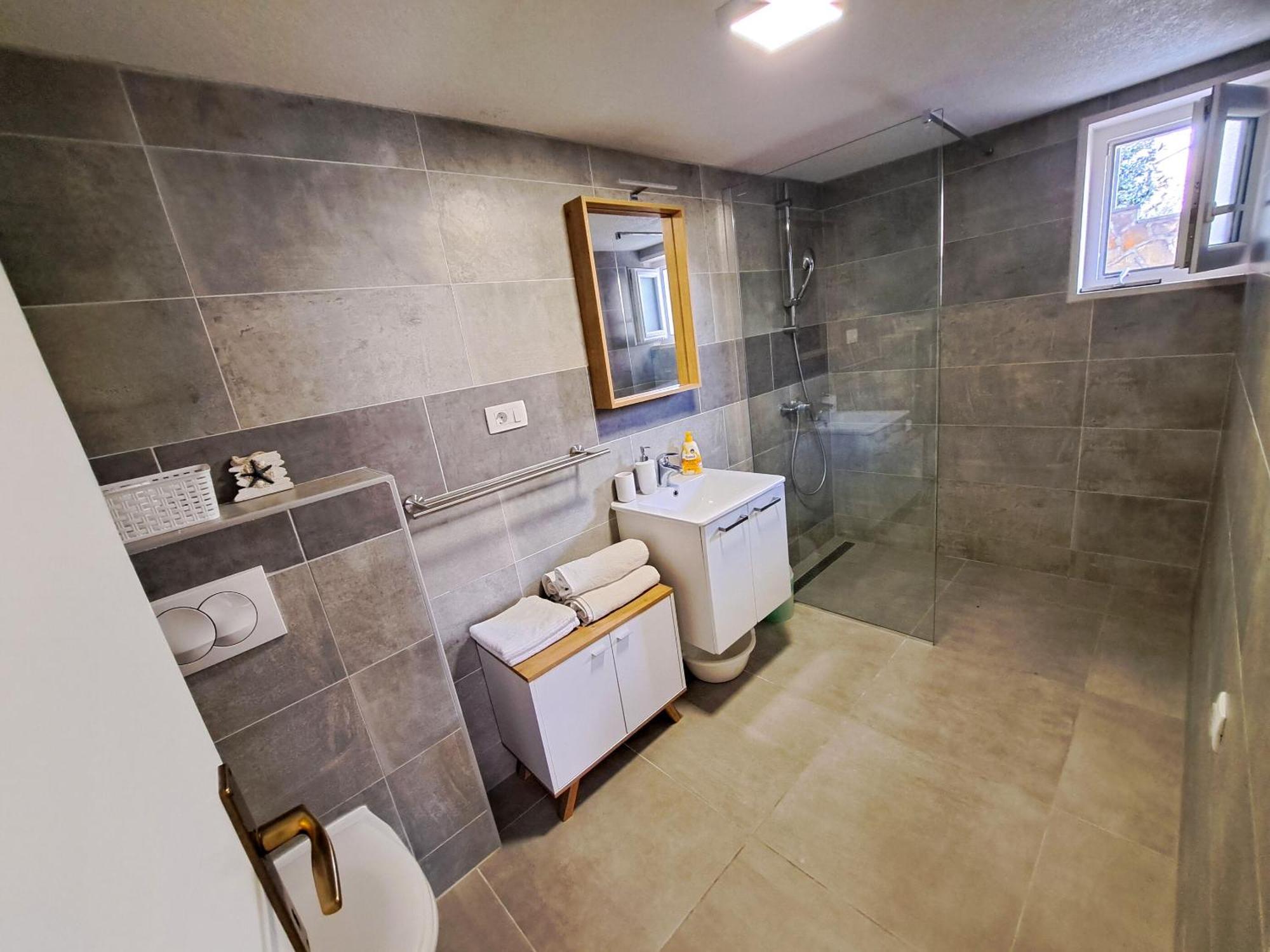 Apartments Ivanka Supetar Εξωτερικό φωτογραφία